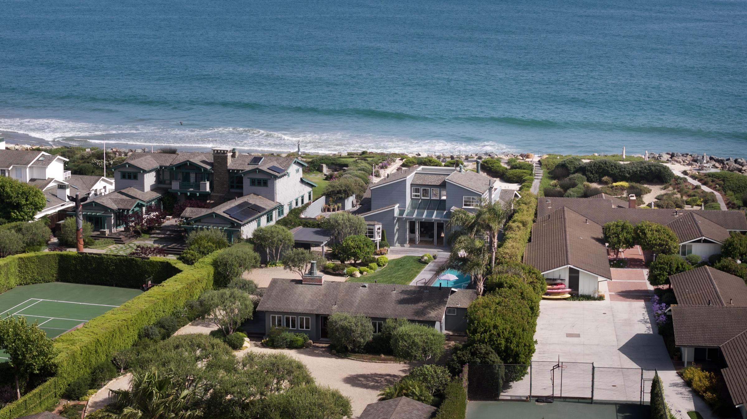 4217 Avenue Del Mar, Carpinteria
